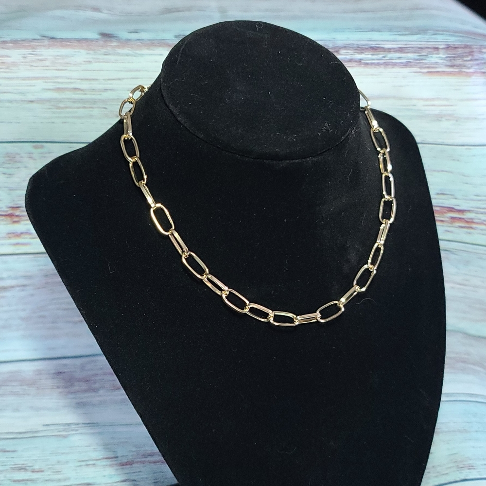 New Gold Tone Chain Link Necklace